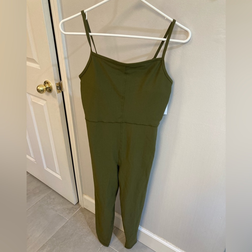 NWT Old Navy Active Powersoft Jumpsuit Olive Green Size M